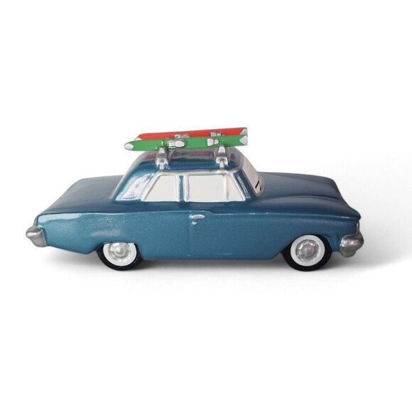 Department 56 Snow Village "Heading for the Hills" Ceramic Figurine - Picture 2 of 7